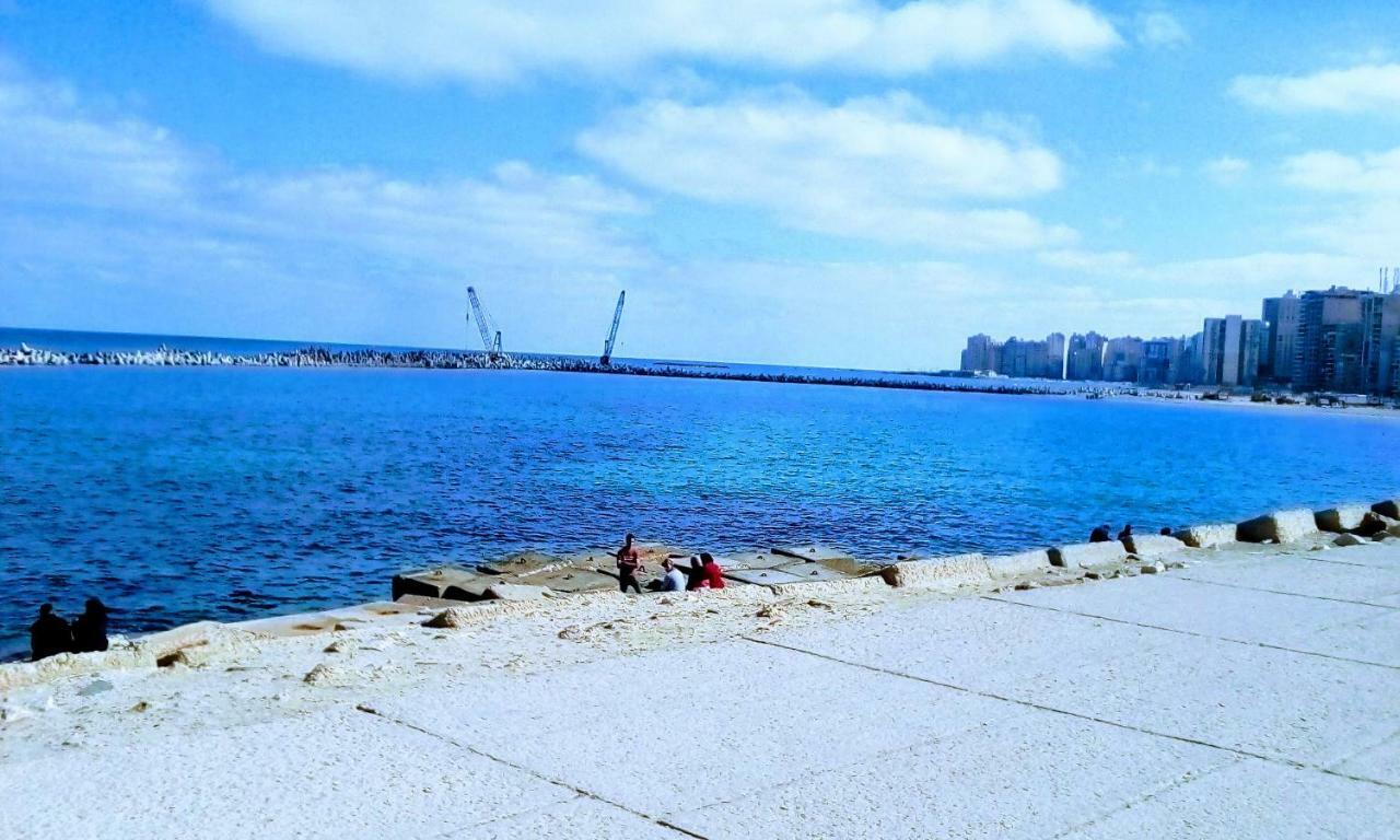 Zahrate Elfirdaos Rooms للرجال فقط Alexandria Exterior foto